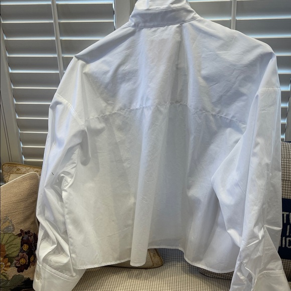 A Beautiful Cotton Blouse by TWP - Picture 3 of 4